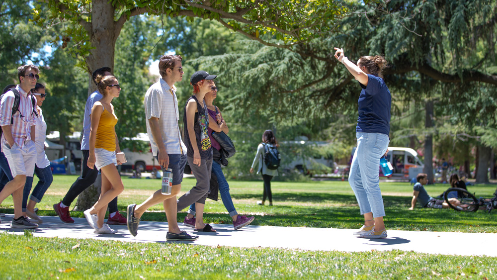 prospect students on a campus tour